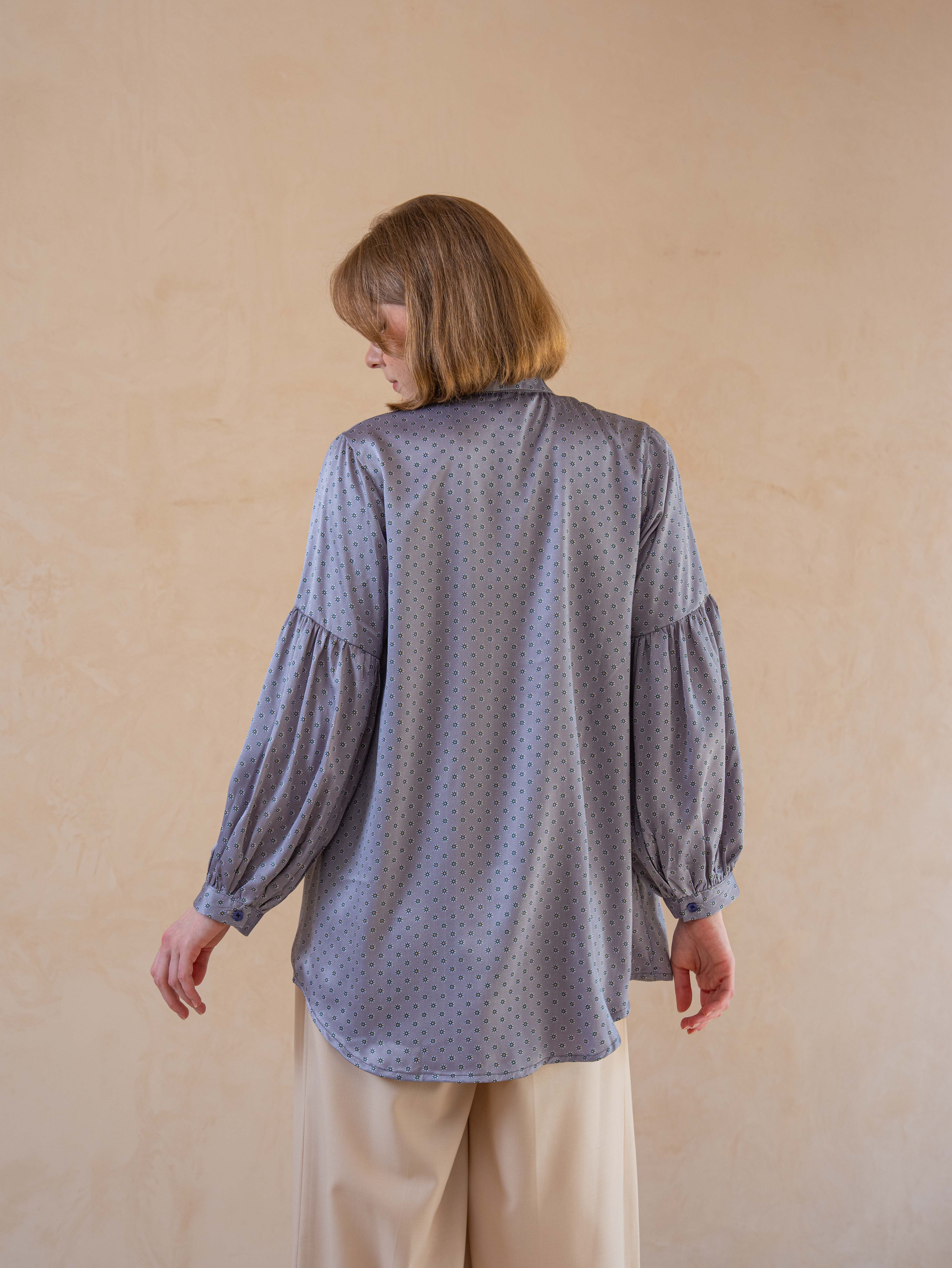 Qamila Shirt Gray
