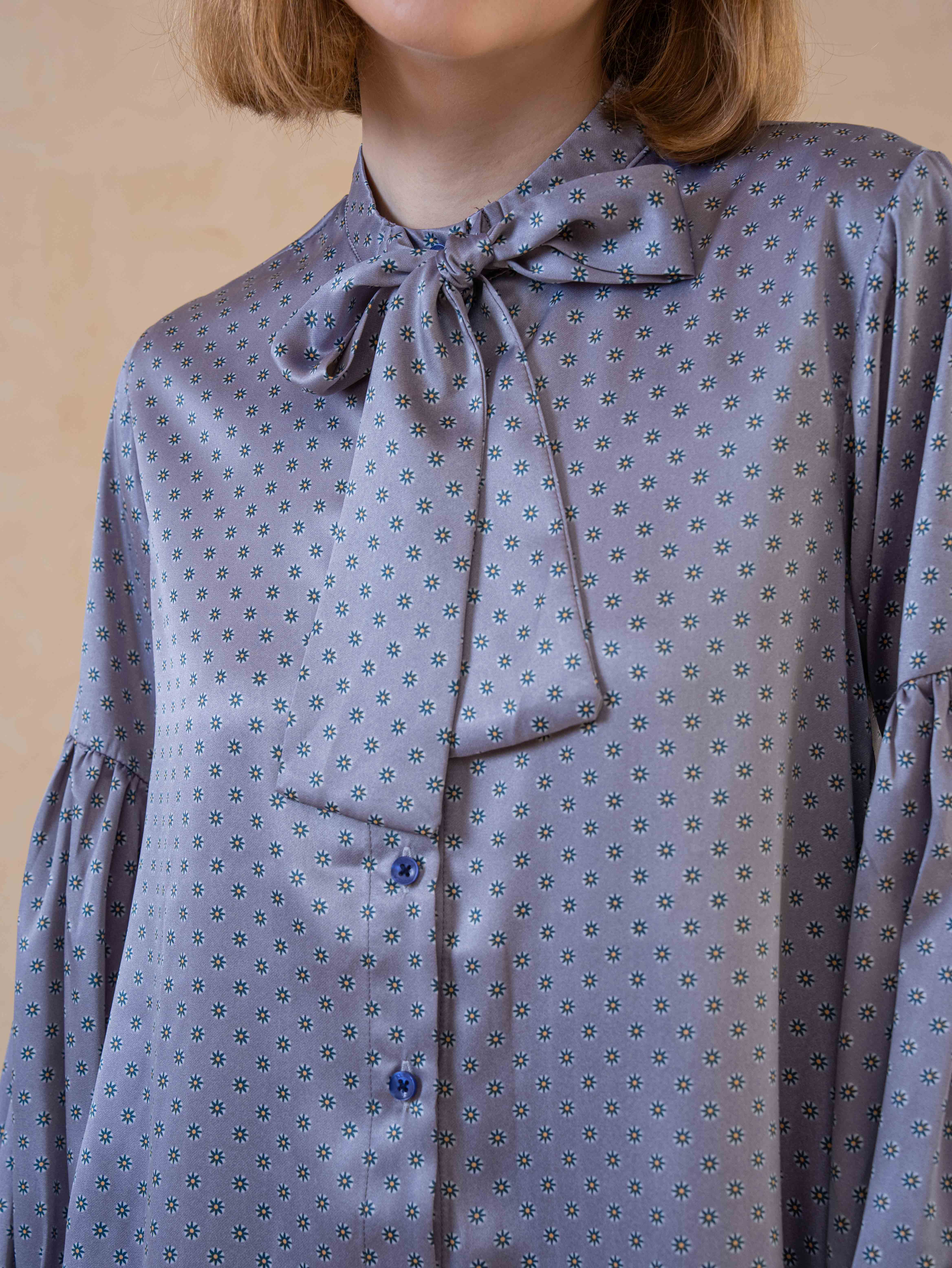 Qamila Shirt Gray