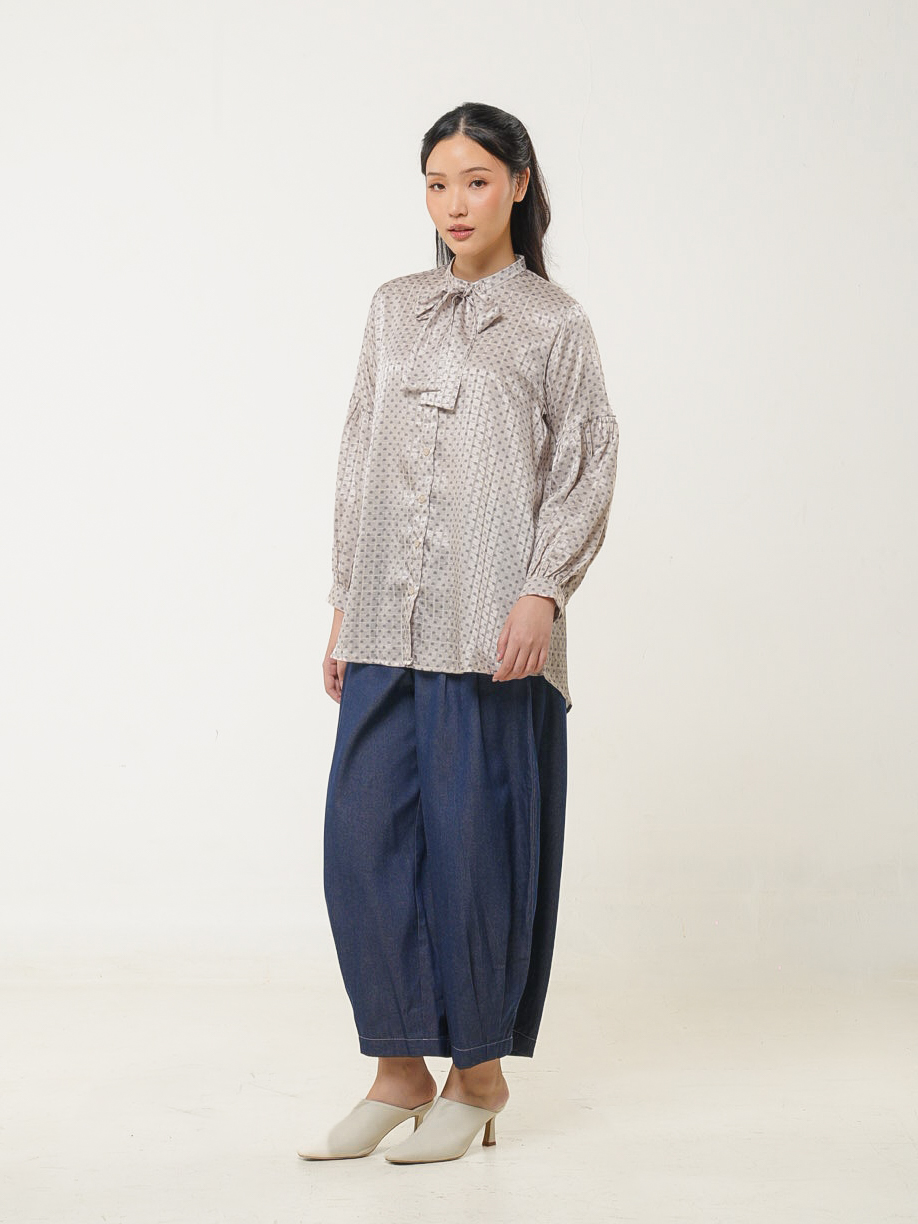 Qamila Shirt Almond