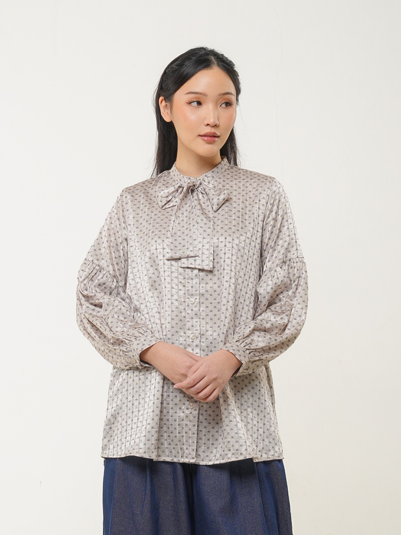 Qamila Shirt Almond