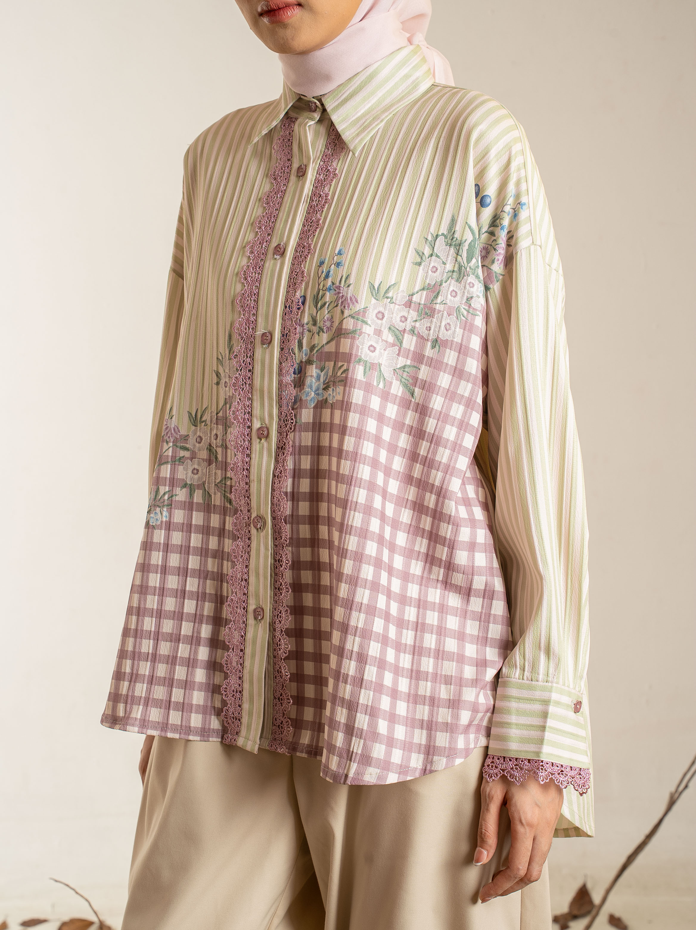 Zora Shirt Pale Green