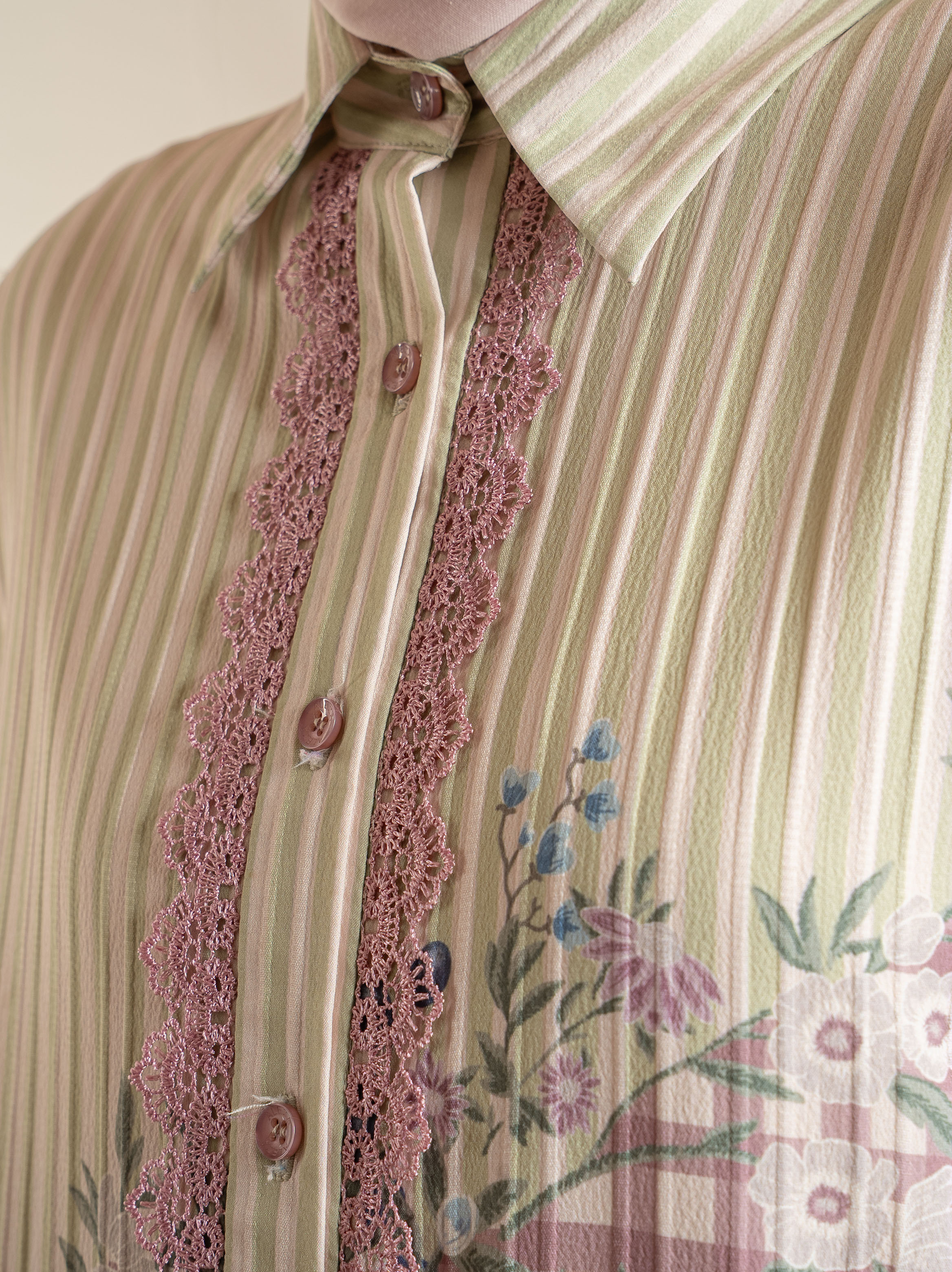 Zora Shirt Pale Green