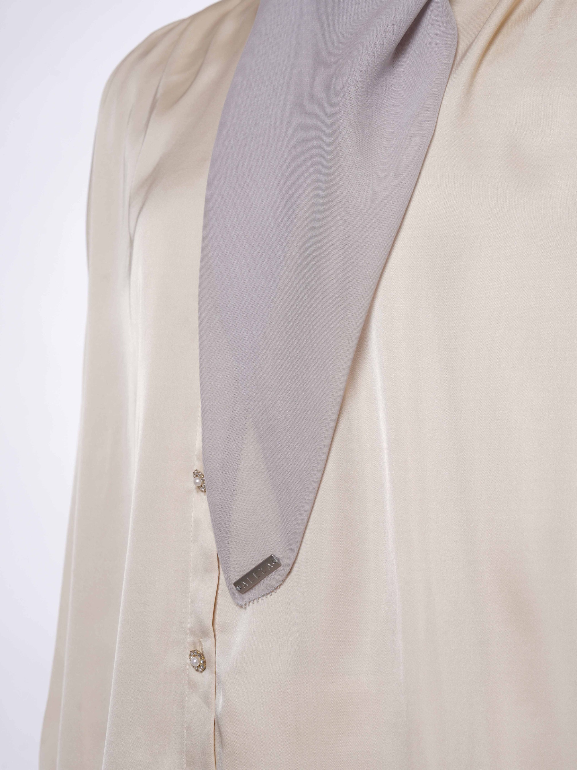 Eesha Scarves Gray