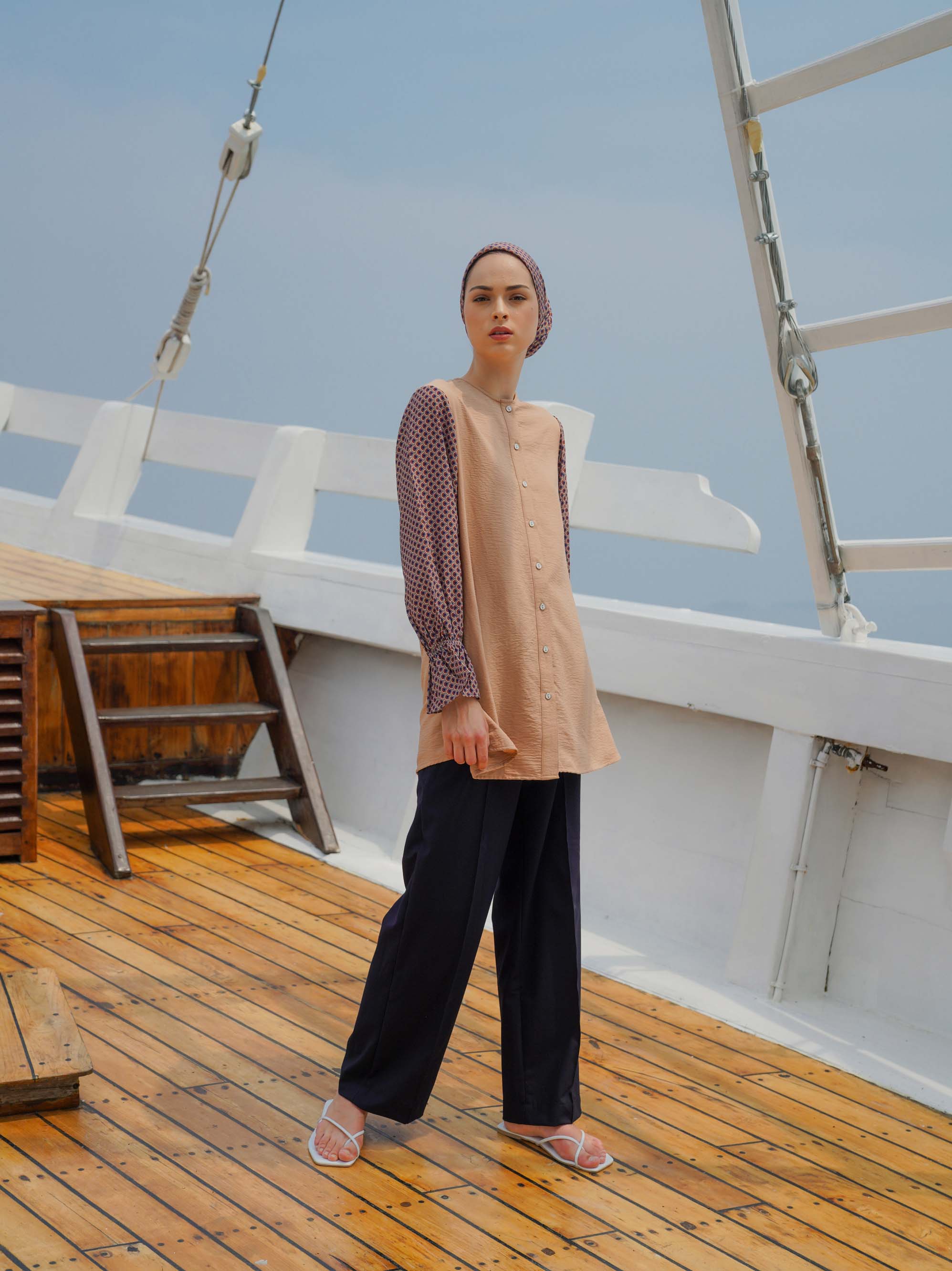 Nova Top Beige