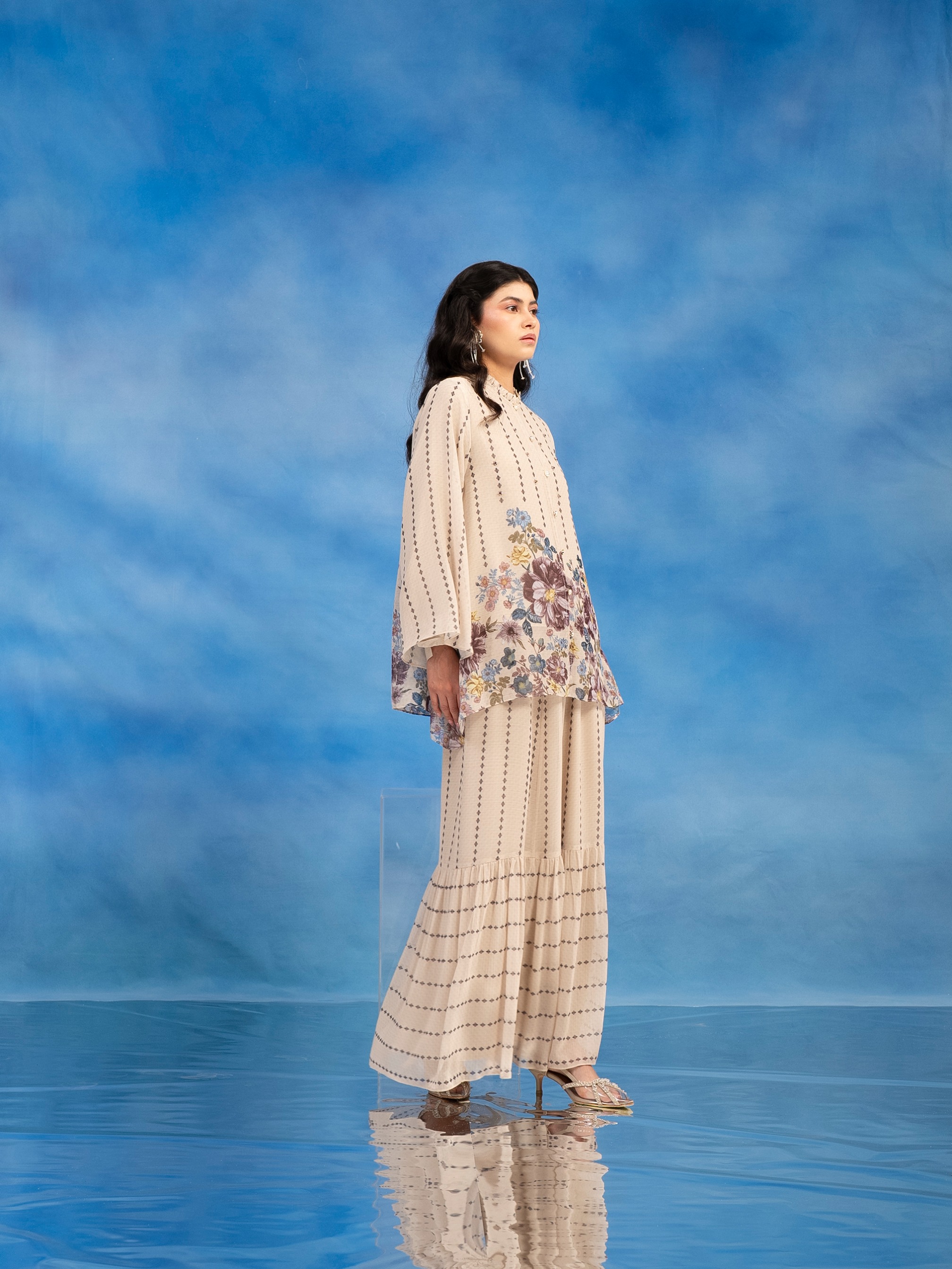 Isra Top Creme