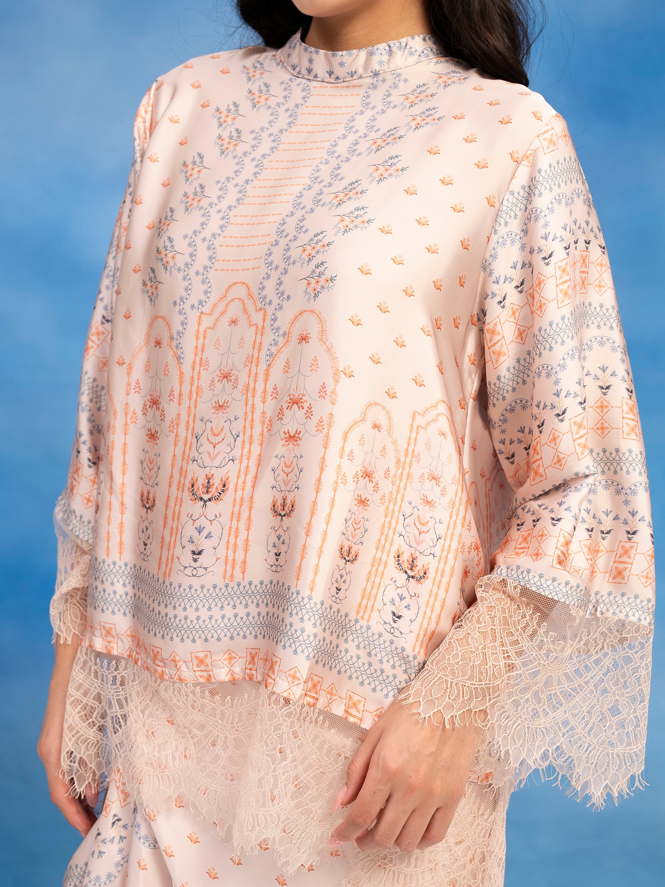 Claire Top Light Orange