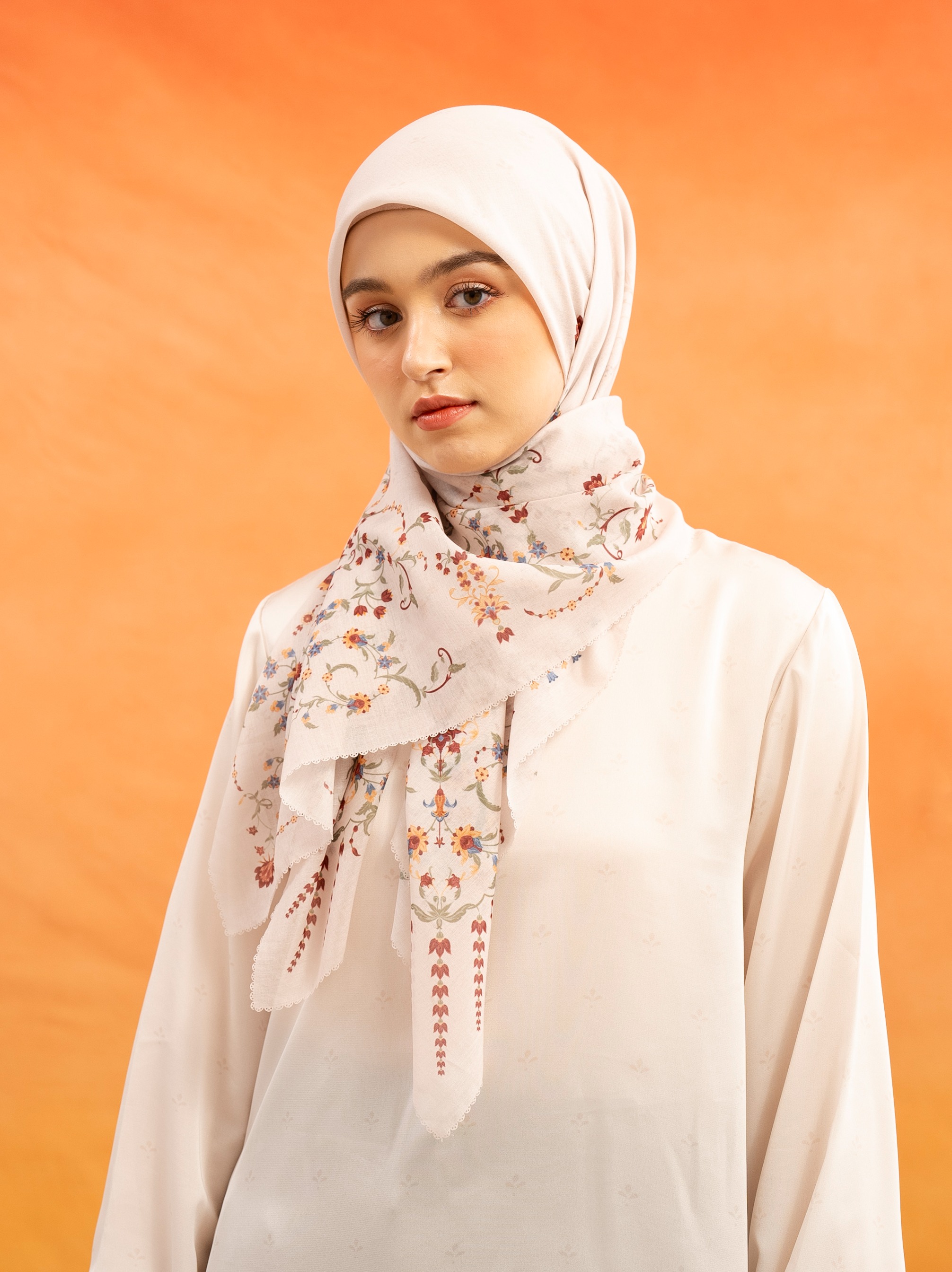 Sarafa Scarves Creme