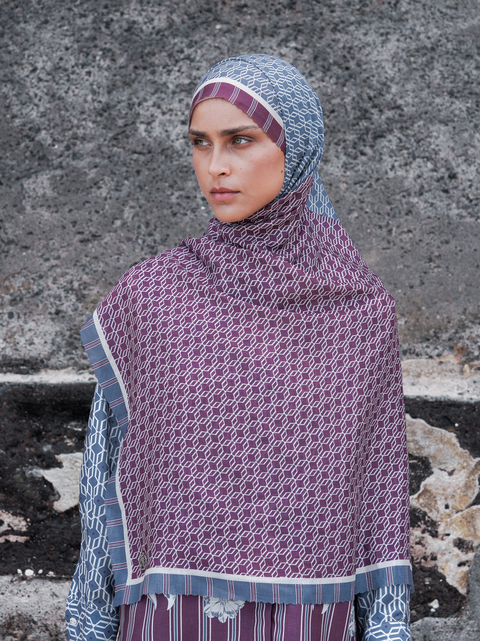 Maia Scarves Blue Denim