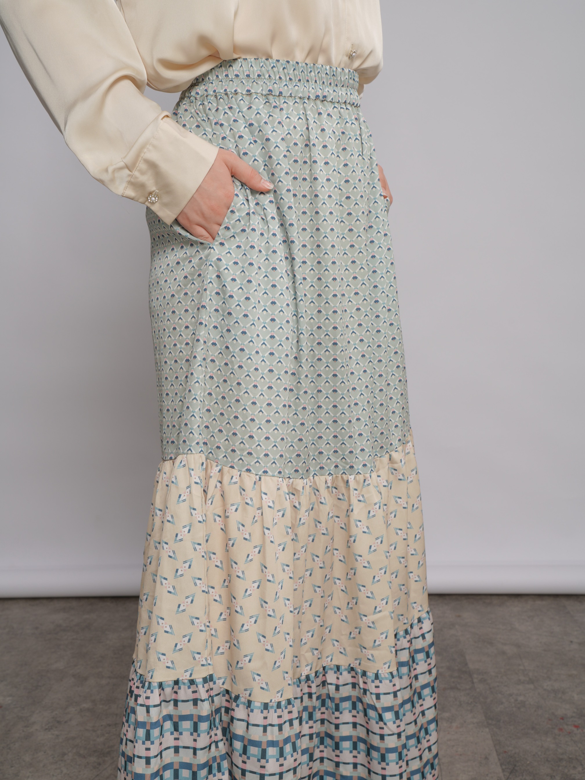 Alexa Skirt Mix