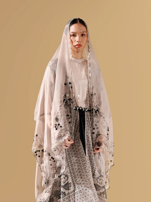 Image of Rea Organza Shawl Beige