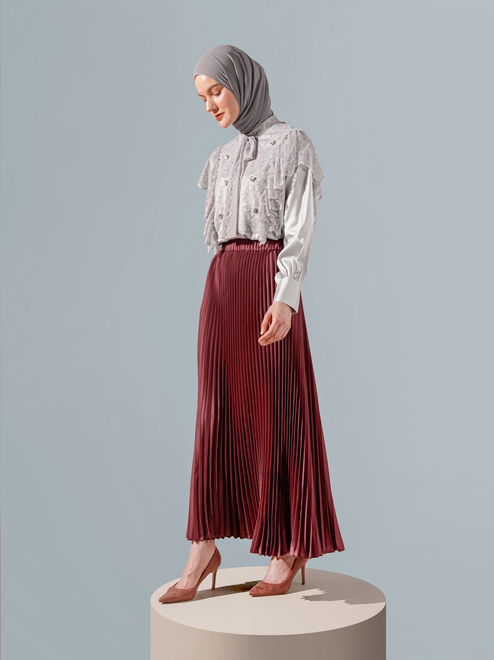 Seiza Pleats Skirt Burgundy