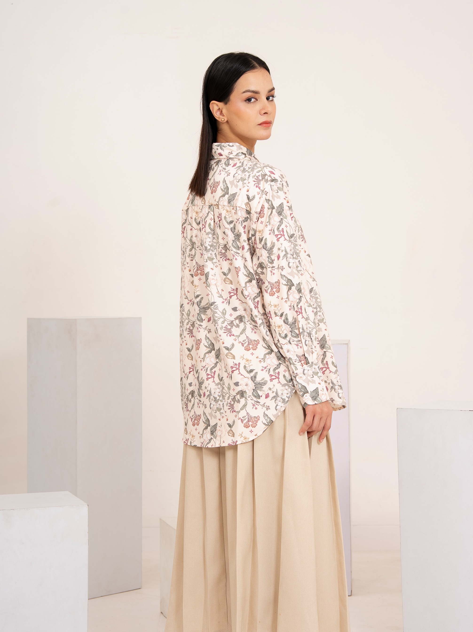 Talia Shirt Beige
