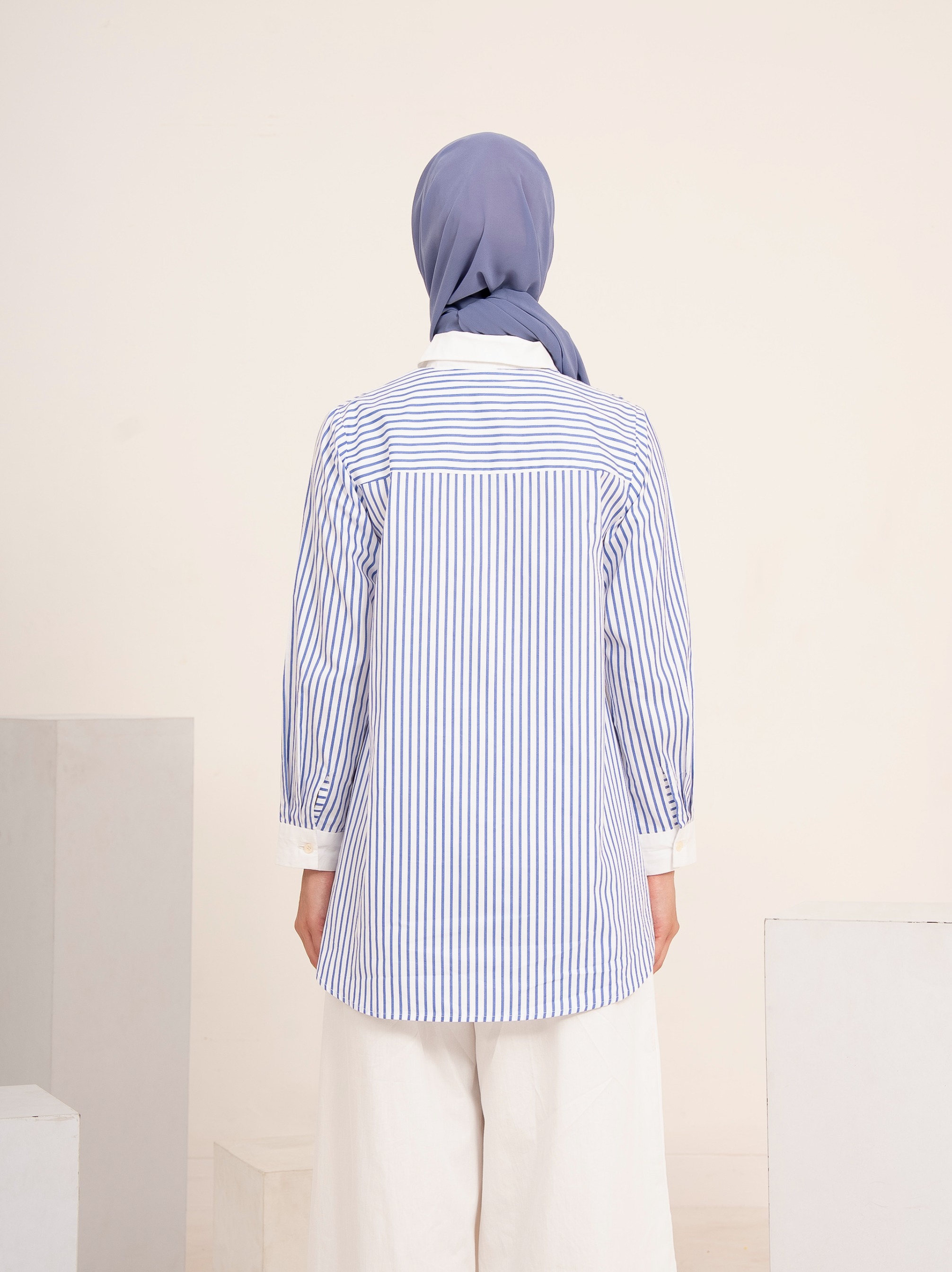 Valyn Shirt Blue