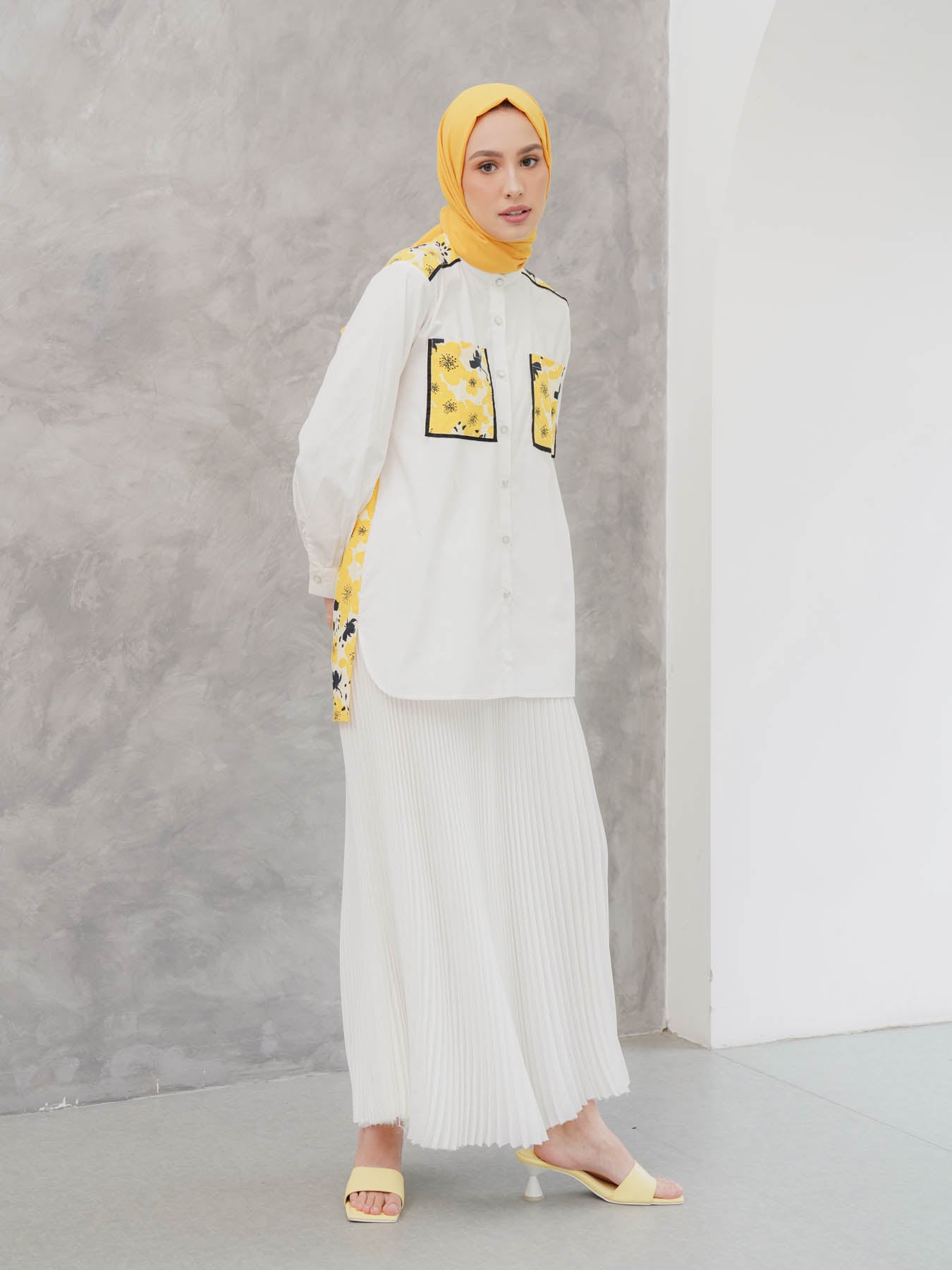 Gena Top White