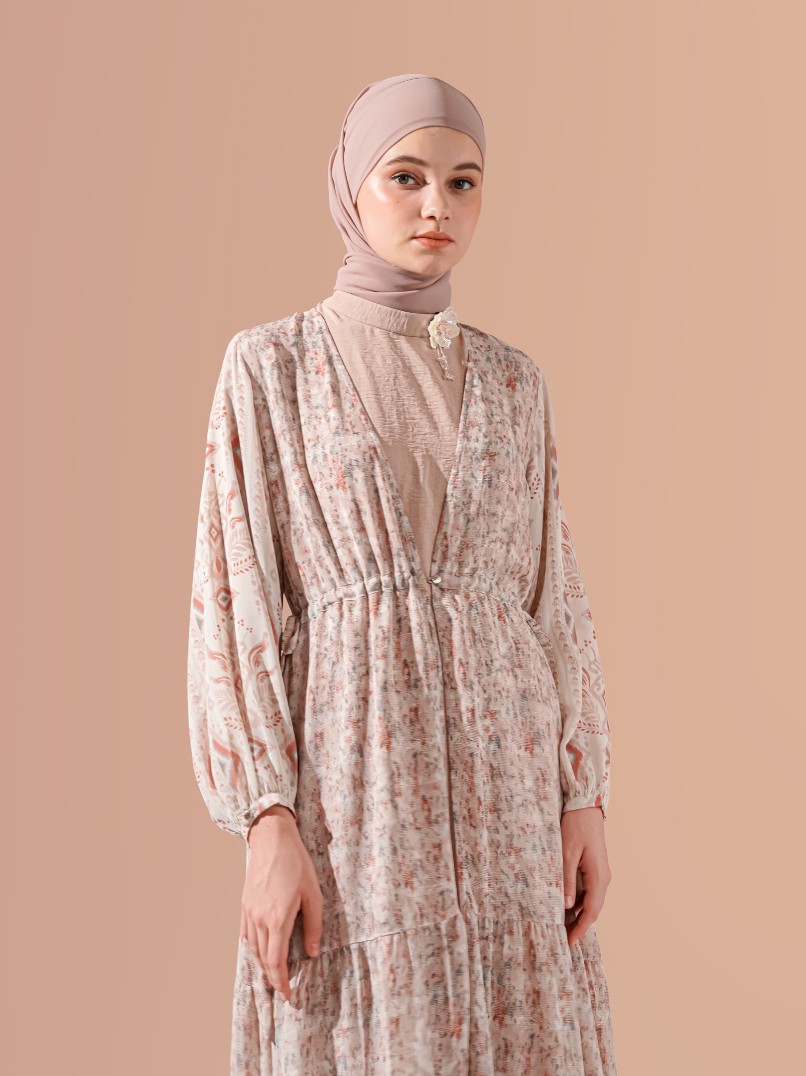 Karen Outer Set Beige