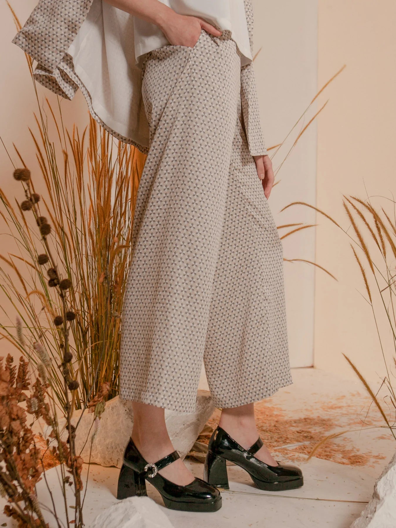 Azara Pants Beige