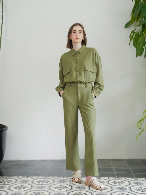 Image of Hyera Pants Olive Green