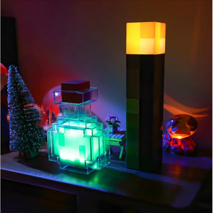 MOJANG THINKGEEK Lampu LED Potion Bottle Minecraft - Atmosfer Magis, Desain Unik