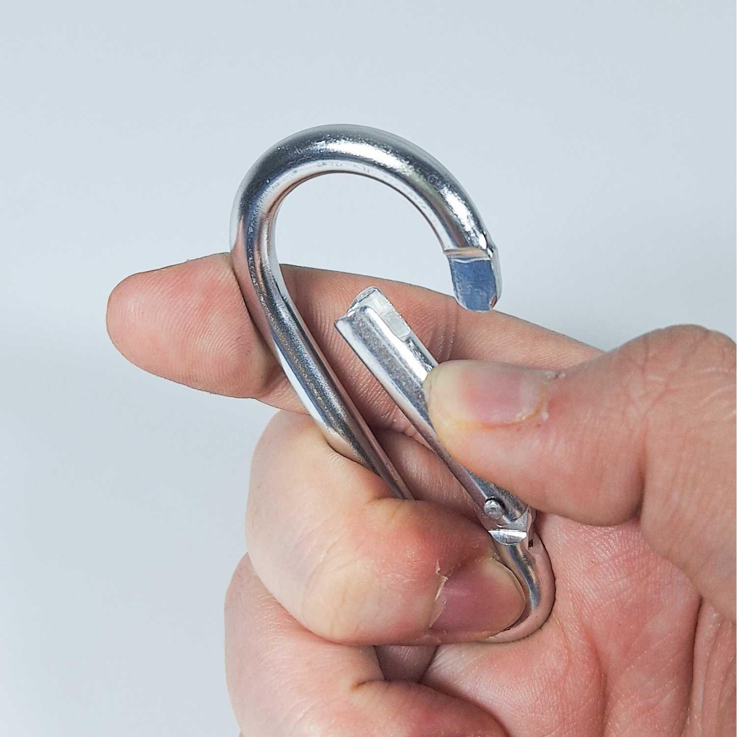 GYMTOP Carabiner Gantungan Kunci Aluminium Snap Hook - Kuat dan Praktis, Model Tipe D
