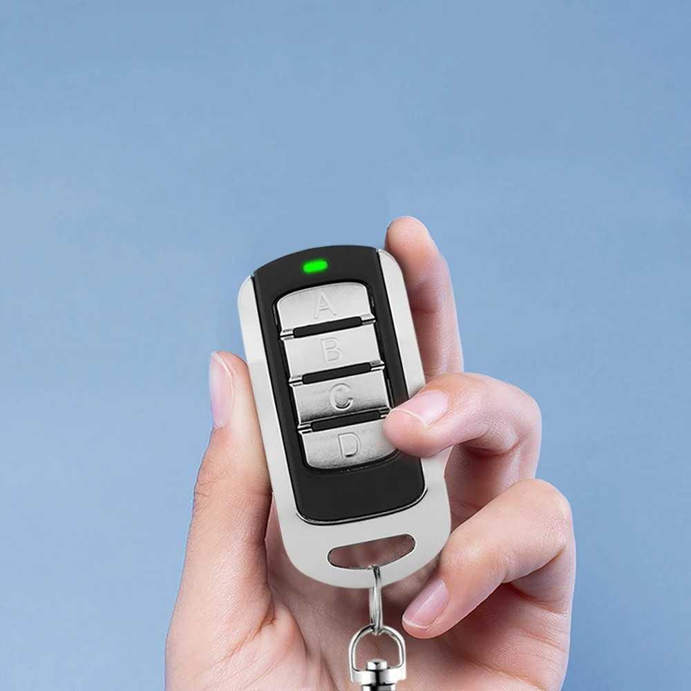 Scimagic Duplikator Remote Kontrol Garasi Gerbang Rolling Gate - Kemudahan Akses dan Keamanan, Desain Tangguh