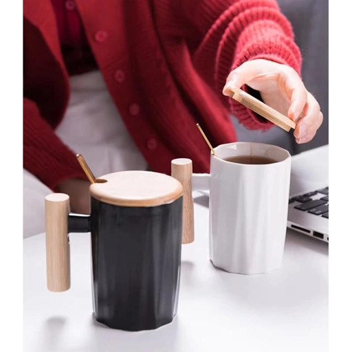 Image of Yomu Cangkir Minum Keramik Wooden Handle Mug 400ml with Lid Spoon - YM15, Desain Estetik untuk Nikmati Minuman Lebih Berkesan
