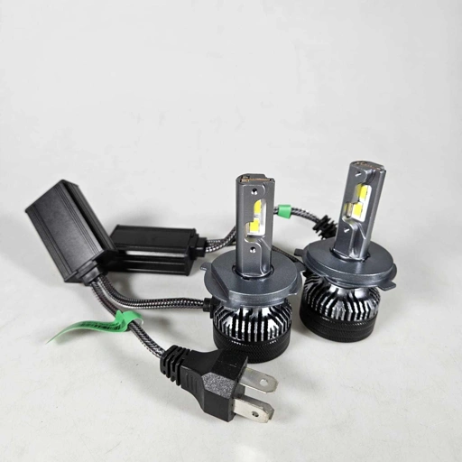 Allextreme Lampu Depan Mobil LED H4 Cool White 12V 100W T50, Pencahayaan Optimal untuk Perjalanan Malam
