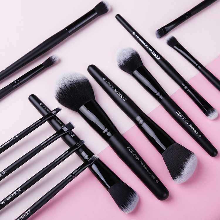 Zoreya Kuas Brush Make Up 15 Set dengan Pouch - ZZ15, Lengkap untuk Tampilan Menawan - Simpan dengan Elegan