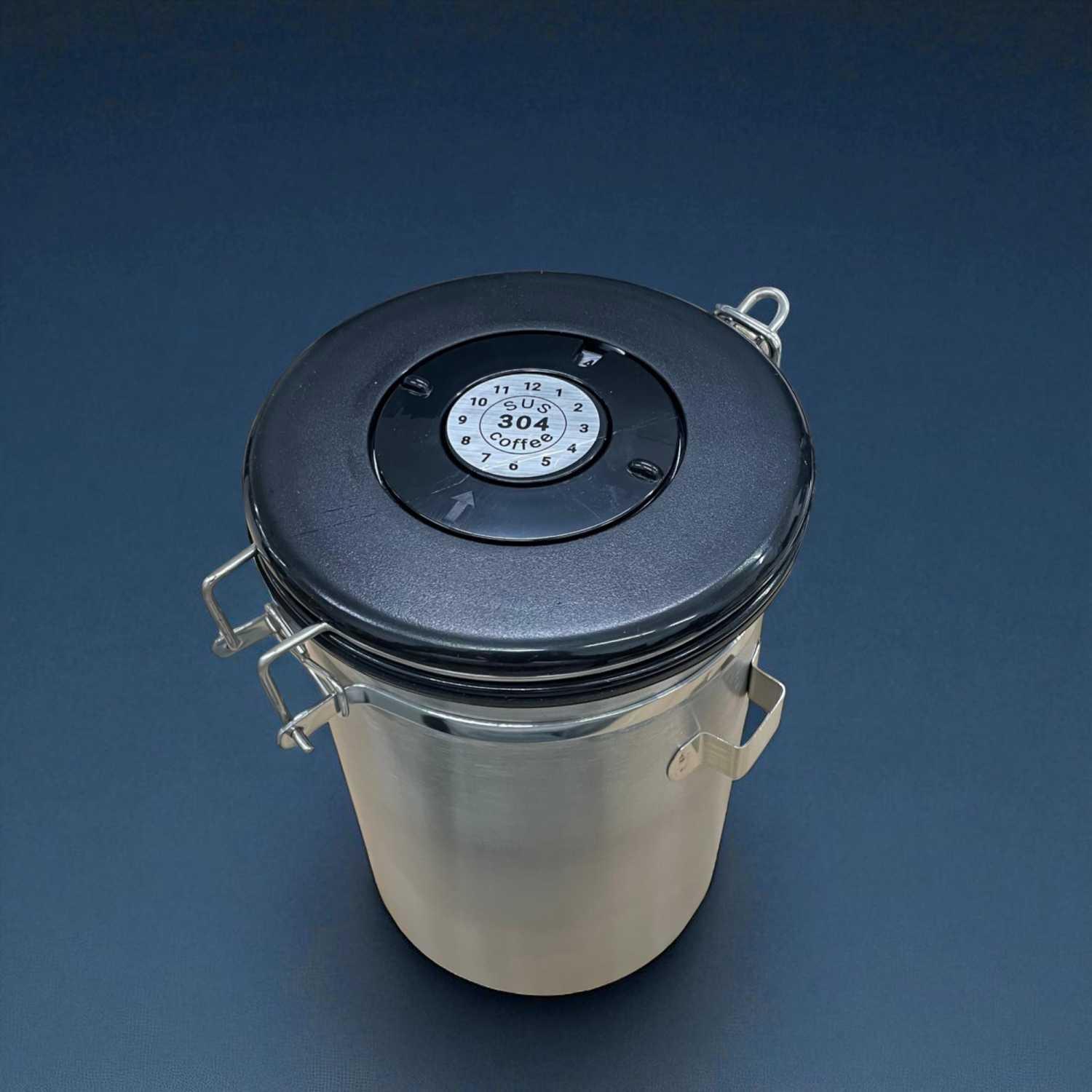 One Two Cups Toples Stainless Biji Kopi Rekam Tanggal Kesegaran dan Keteraturan, Elegan dan Fungsional