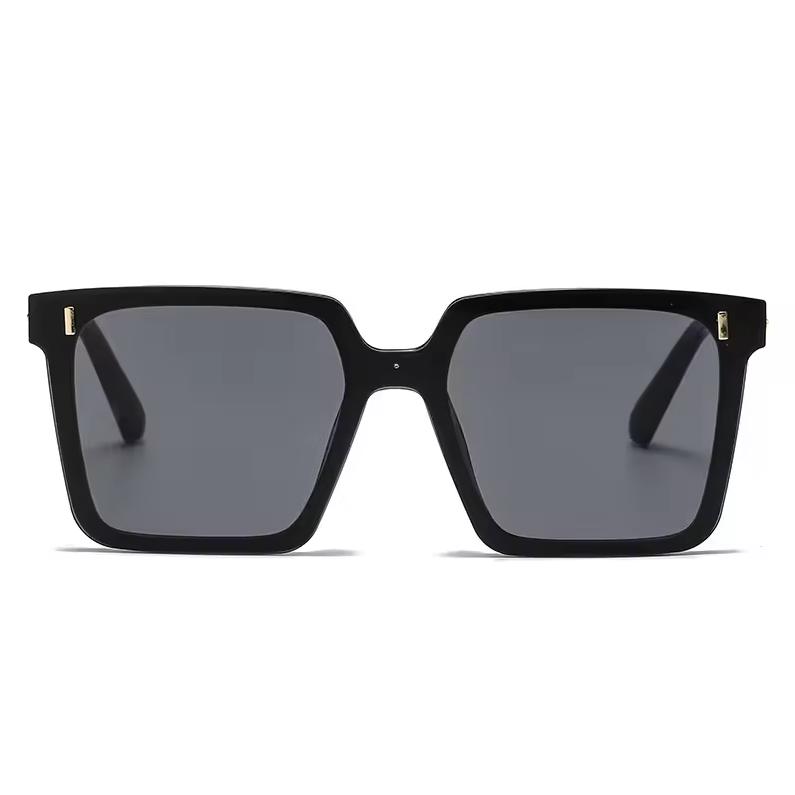 Eyeshine Kacamata Hitam Wanita Anti-UV Outdoor - Tampil Stylish dan Lindungi Mata dari Sinar Matahari, Desain Elegan