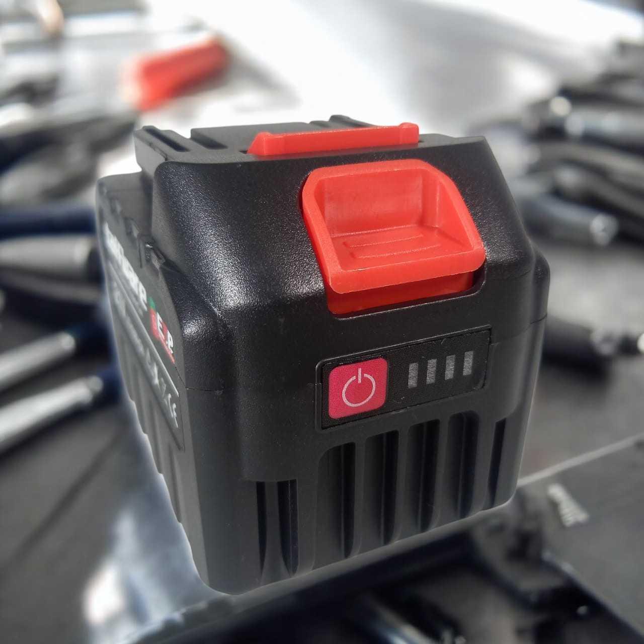 Taffware Baterai Makita LXT 5C BL1850 21V Suplai Daya Stabil dan Tahan Lama, Solusi Praktis