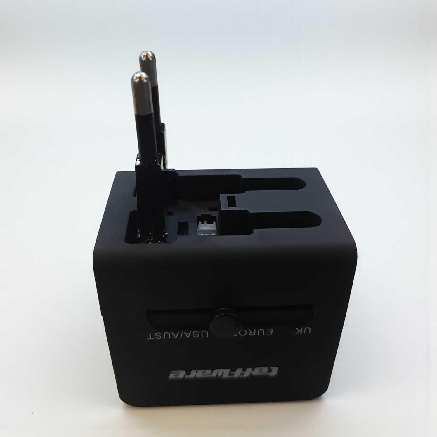 JY-148 Travel Adaptor Universal Plug EU UK US/AUST 2.1A USB A Praktis dan Efisien, Desain Portabel