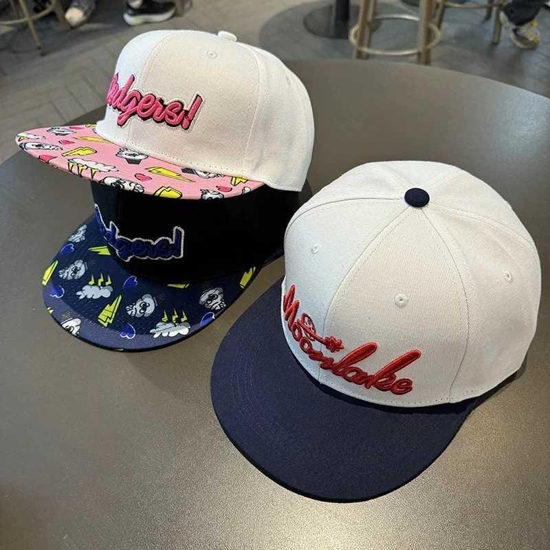 MUJE Topi Snapback Hat 6 Panel Fashionable Hip-Hop Style, Sun Protection, Comfortable Wear