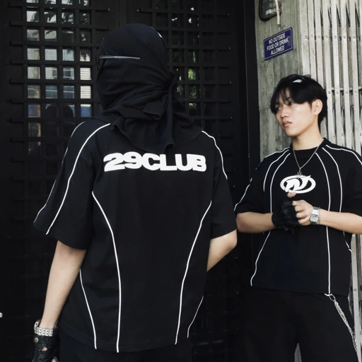 Image of BOXY TEE NETASEEC - 29CLUB “BLACK & WHITE”