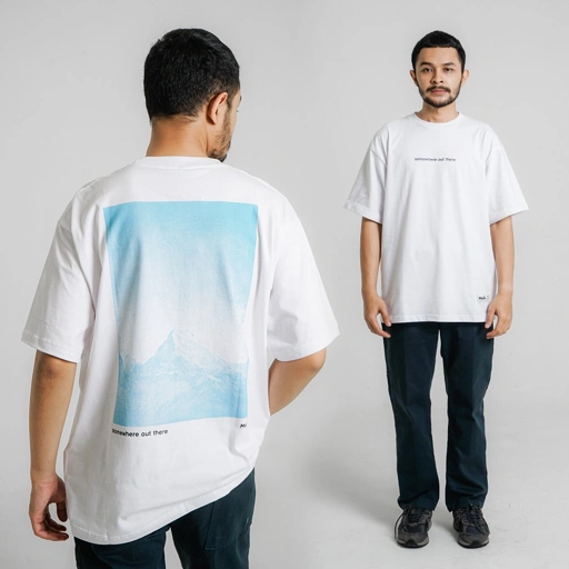 Image of Mailo Oversized T-Shirt White Somewhere