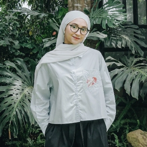 Image of RWYA - Hortensia Boxy Shirt | Atasan Wanita | Kemeja Katun Boxy Wanita Lengan Panjang