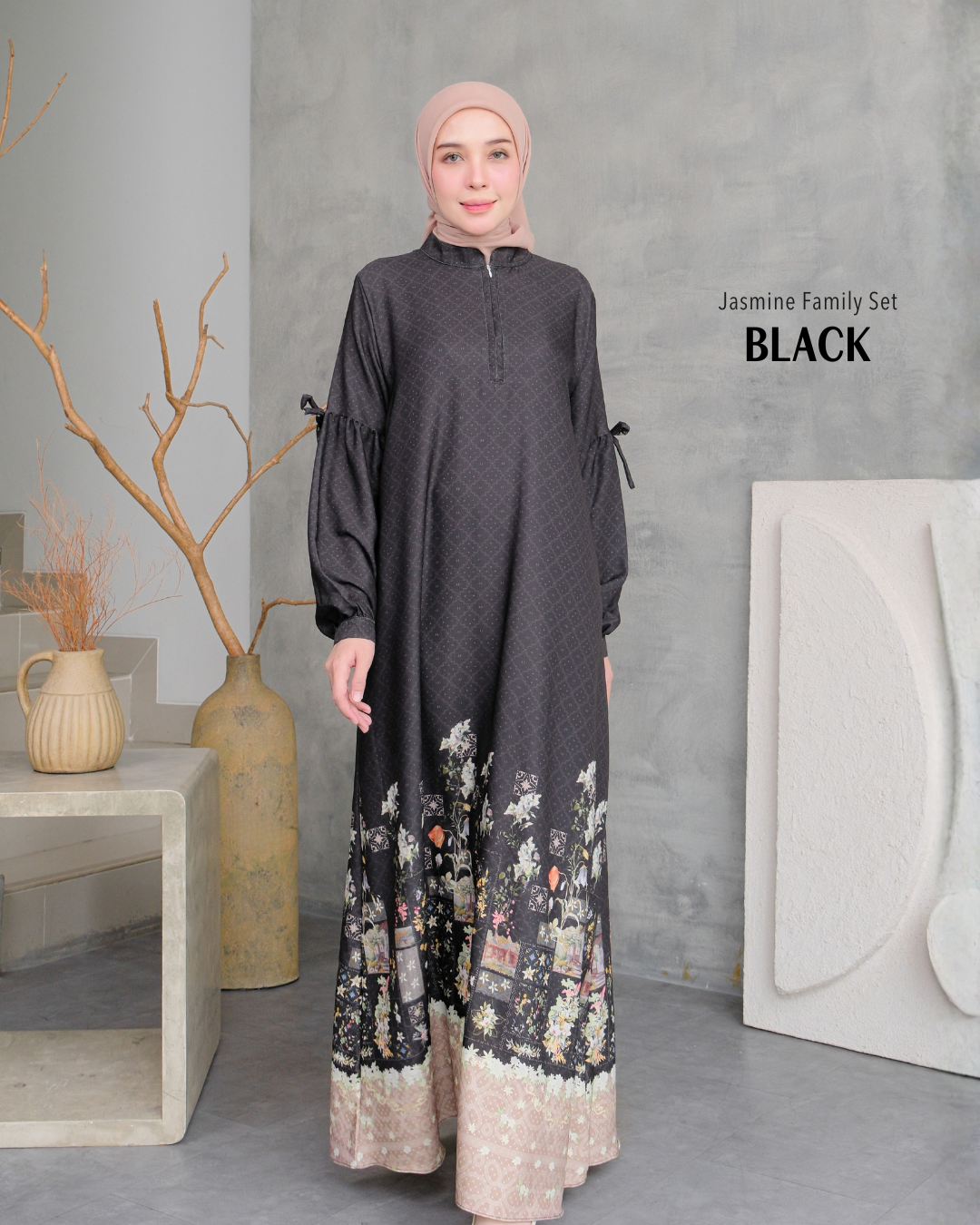 Jasmine Family Set - Black