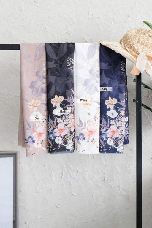 Image of HIRA - LEAF Series Hijab Mirea Scarf Segiempat Voal Motif Printing Premium Lasercut