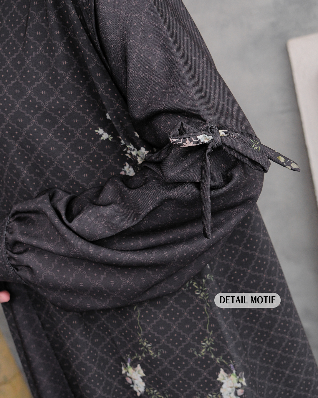 Jasmine Family Set - Black