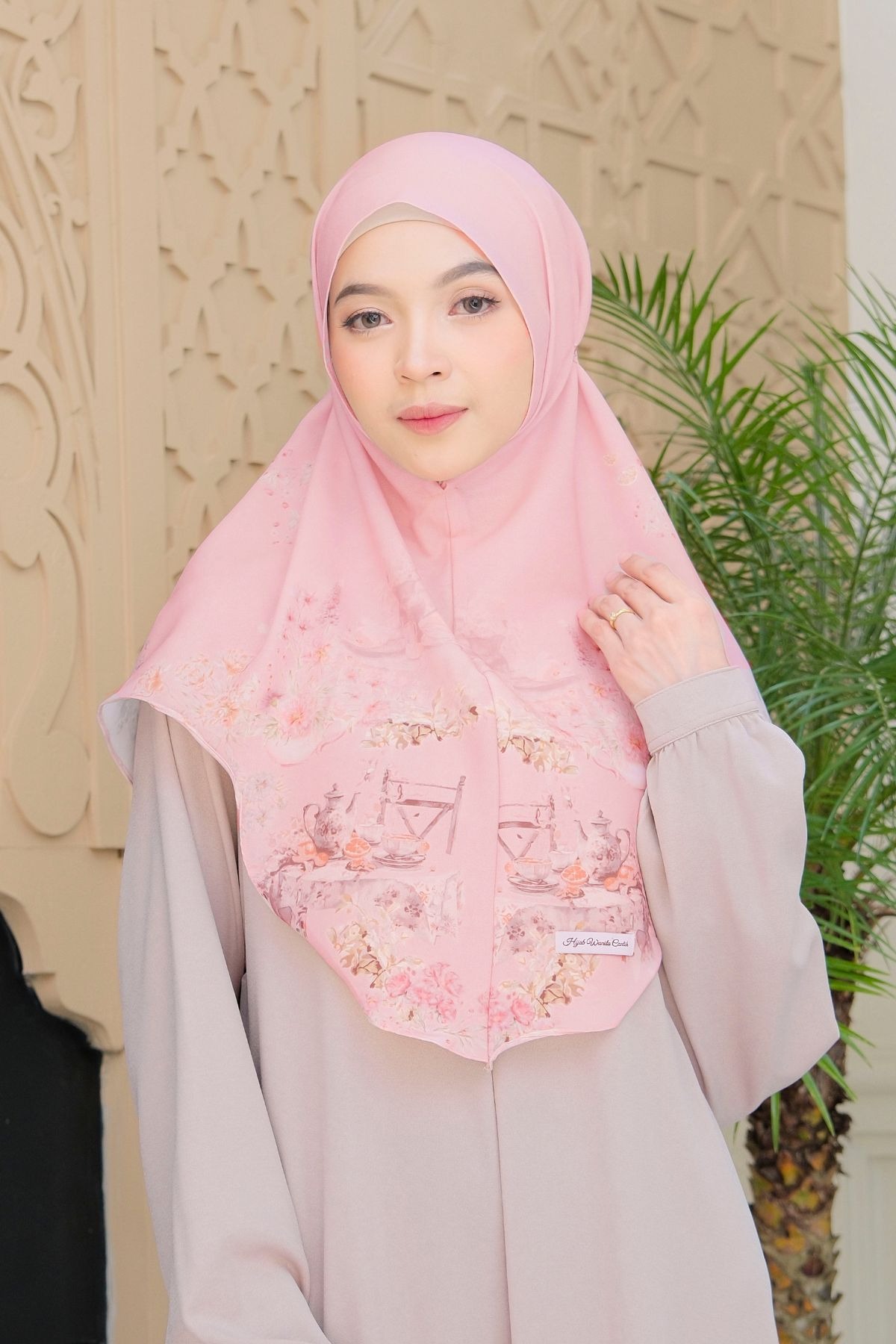 HIRA Instan Baiti - Bergo Camellia Hijab Hamidah | Jilbab Premium Printing Diamond