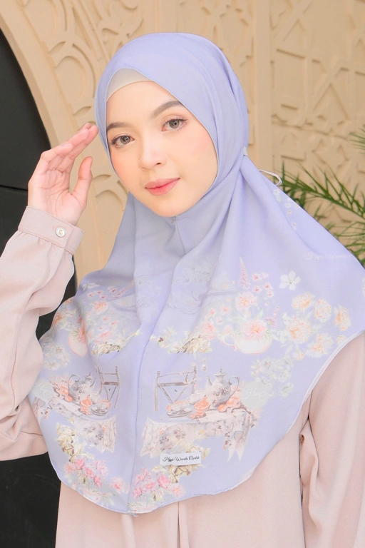Image of Baiti Camellia - BC44.7 std Pleasant Grey
