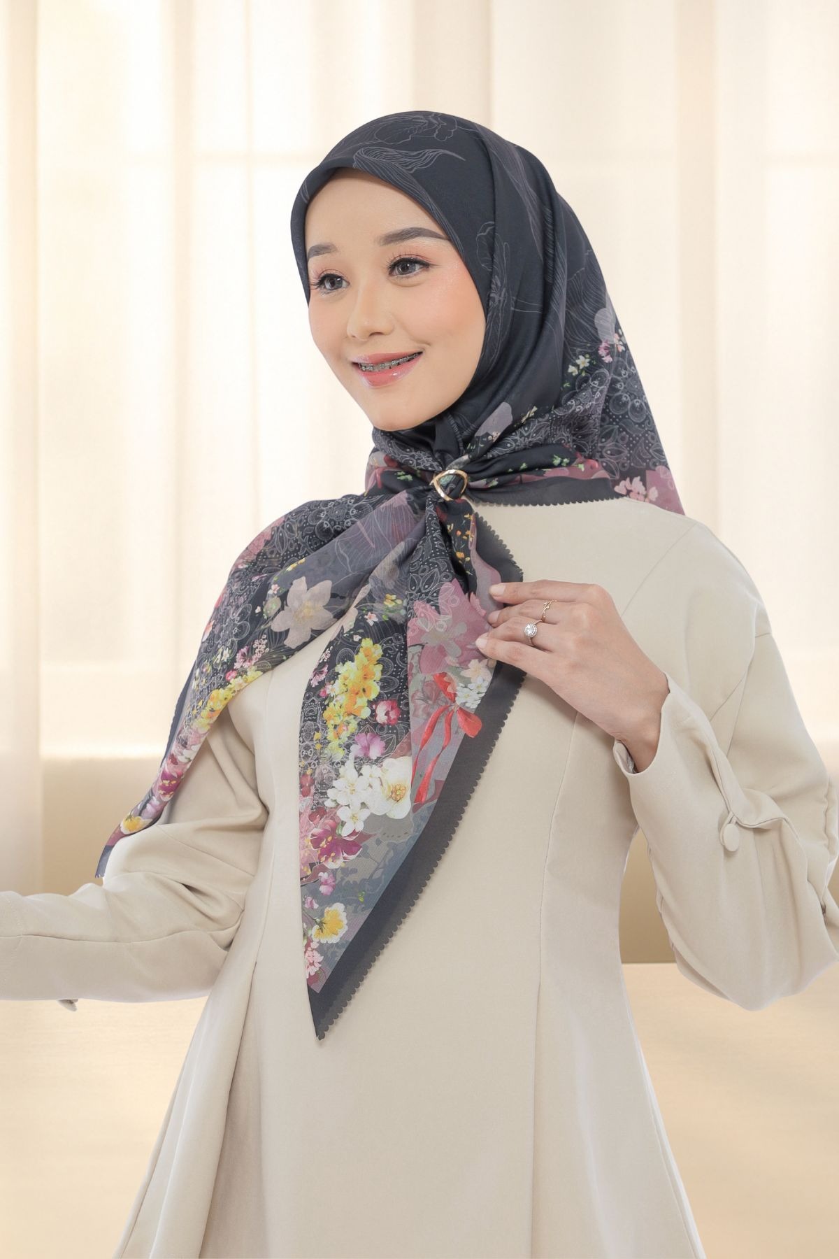 LEAF Rahma Scarf - Black