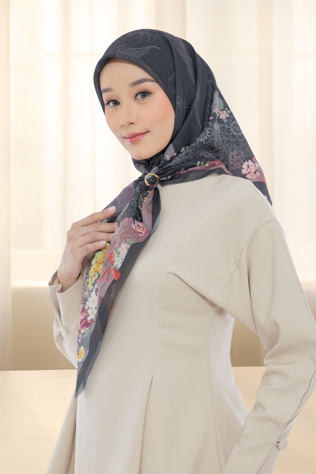 LEAF Rahma Scarf - Black