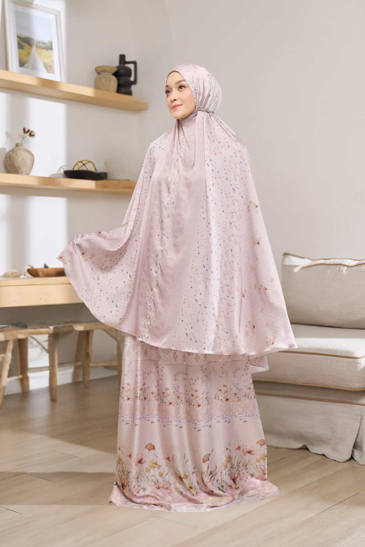 Mukena Rumah Senja Cream & Box Hampers Exclusive Hadiah- Mukena Silk Daily Prayer Set 