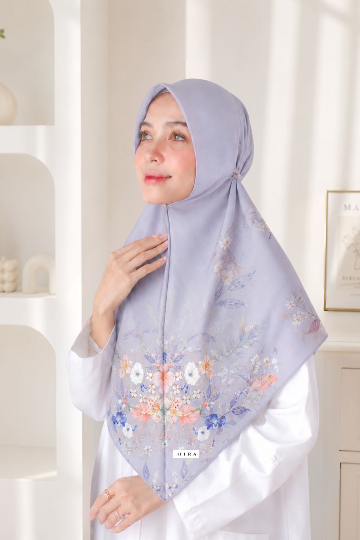 Baiti Mirea - Grey