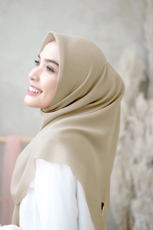 Image of Hana - LP85.90 Tan Almond