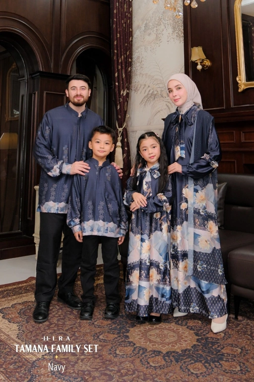 TAMANA Family Set -- Navy | HIRA Raya 2027