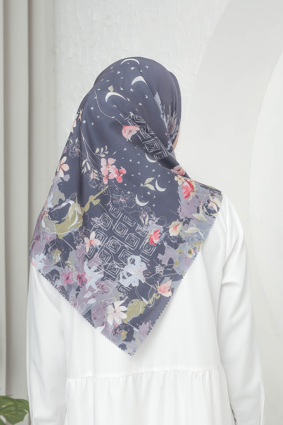 Verbena Scarf - Navy