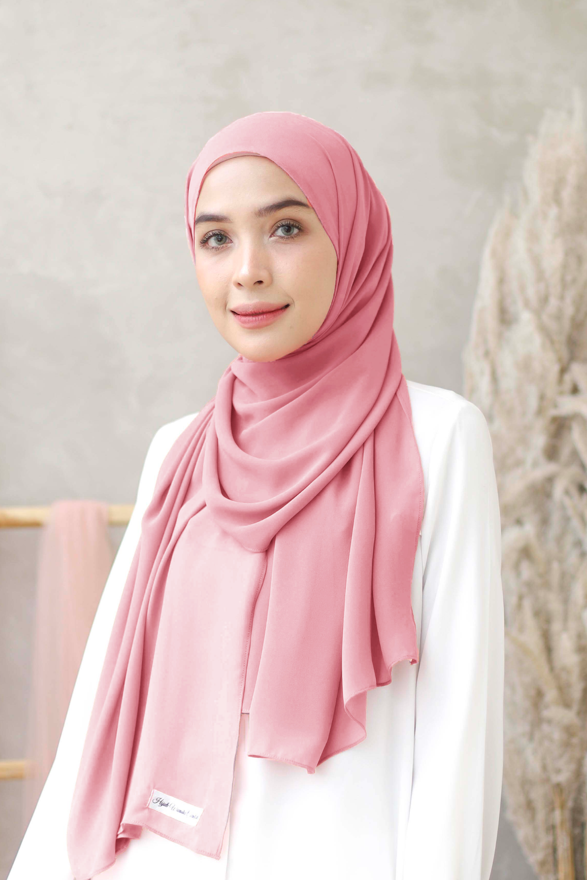 Cyra - Guava Pink