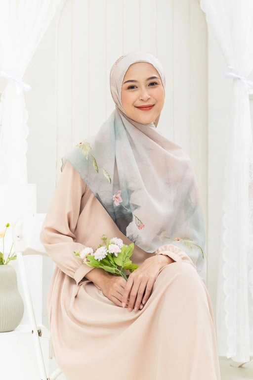 Image of Pashmina Lynn - YC34.12 YV34.12 Dreamy