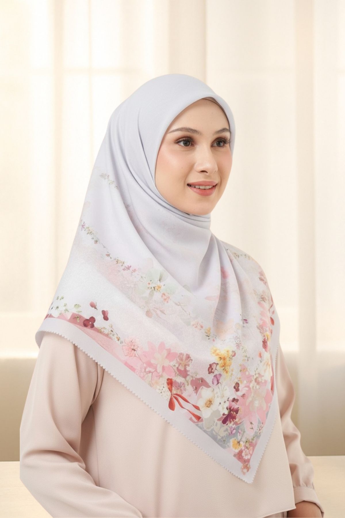 LEAF Rahma Scarf - White